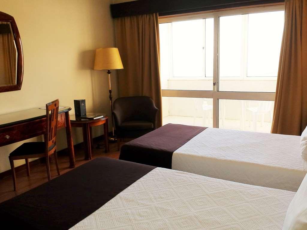 Golden Tulip Porto Gaia Hotel Vila Nova de Gaia Rom bilde