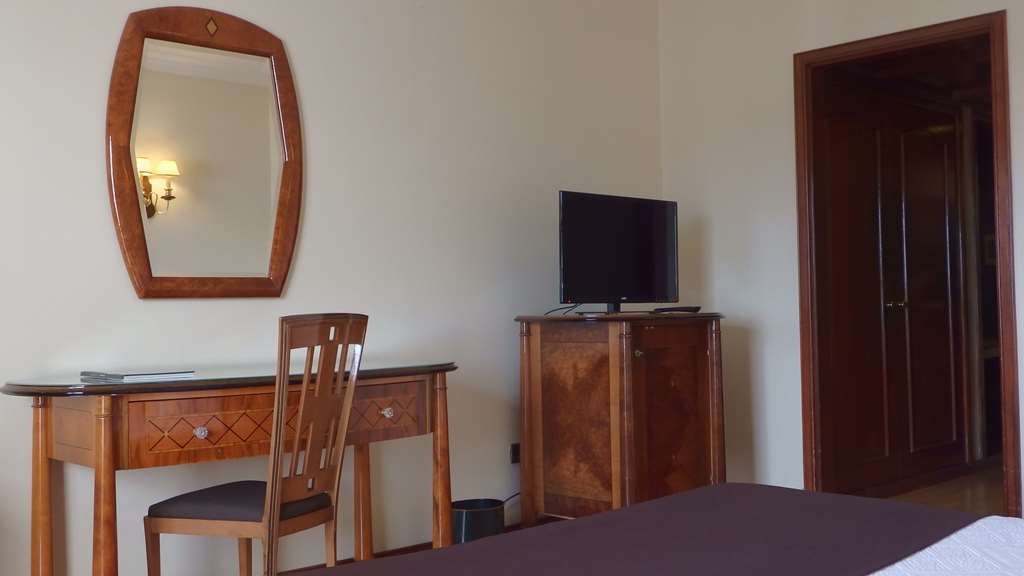Golden Tulip Porto Gaia Hotel Vila Nova de Gaia Eksteriør bilde